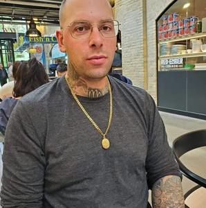 Meet your Posher, Sean